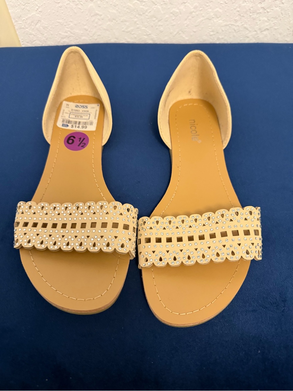 Nicole Women's Beige Faux Leather Slip-On Flat Sandals Rhinestone Scallop 6.5